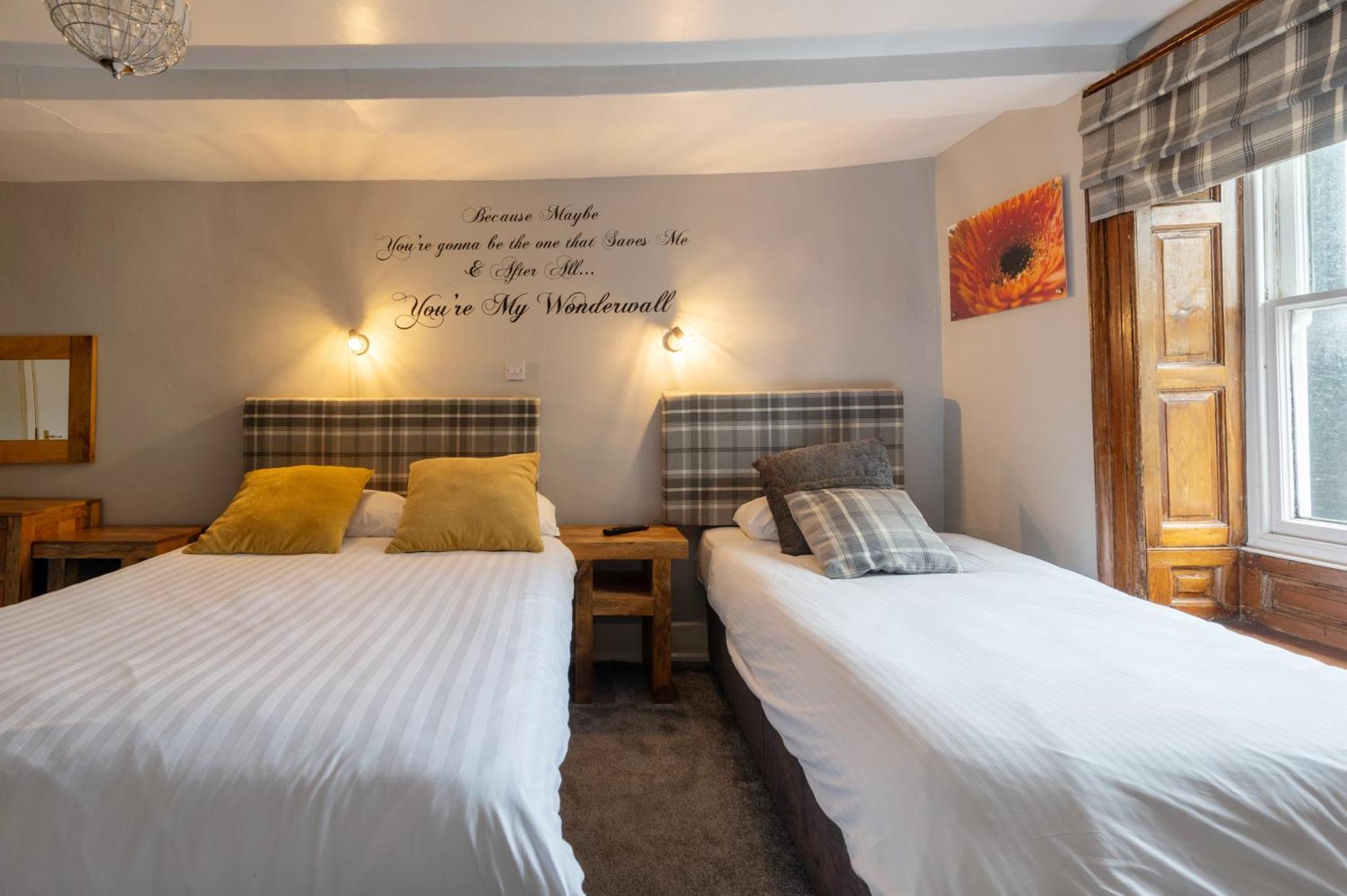 Crown And Cushion Appleby Hotel Exterior photo